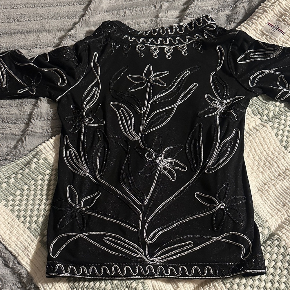 NWT Investments blouse - Picture 5 of 6